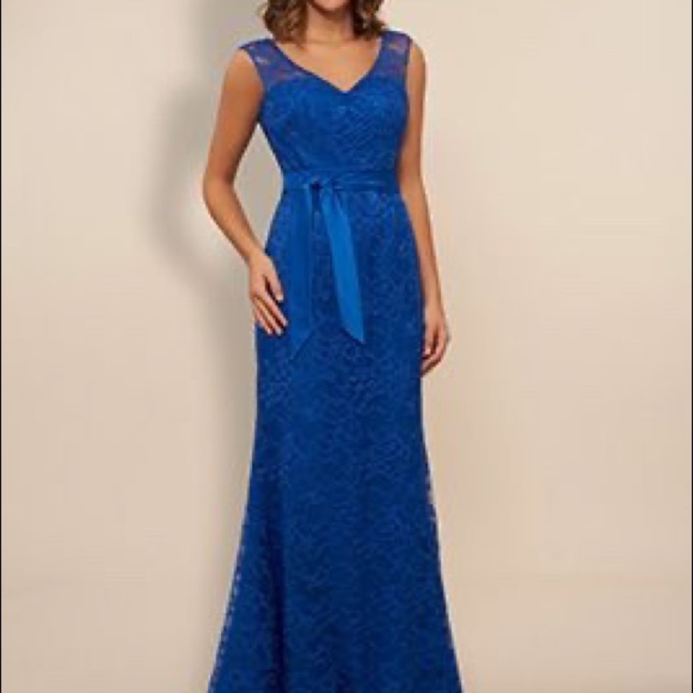 Ivory wedding dress size 22. Perfect Plus dress.